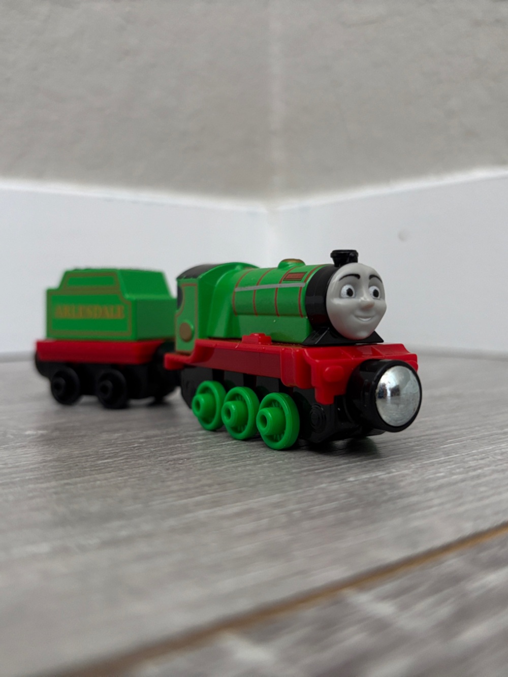 Rex and Tender - Thomas & Friends - Picture 2 of 8